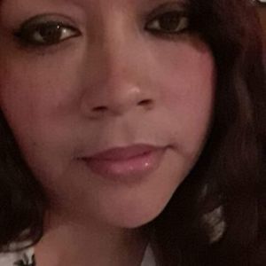 Meet your Posher, Isabel